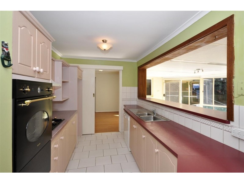 19 Jade Crescent, Aberfoyle Park SA 5159
