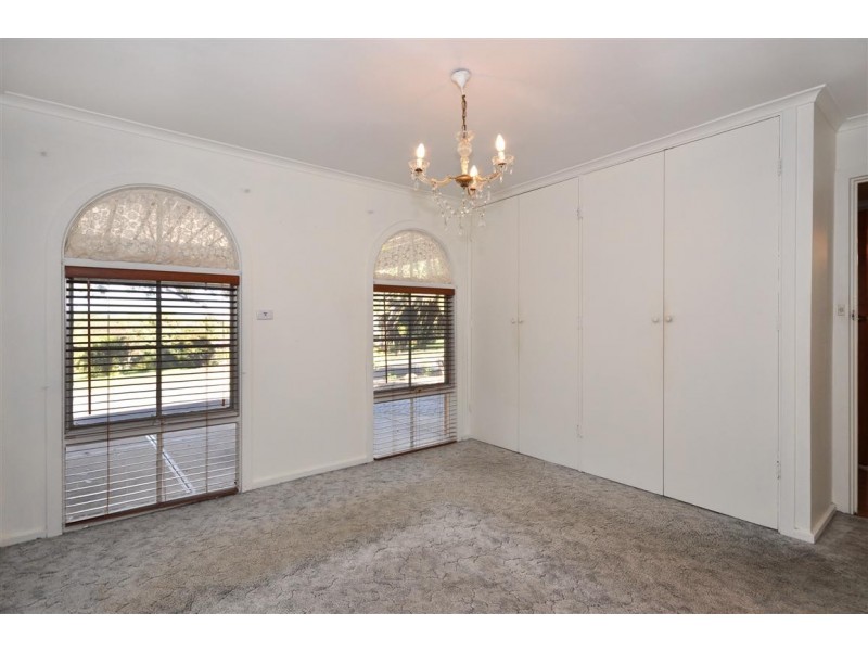 19 Jade Crescent, Aberfoyle Park SA 5159