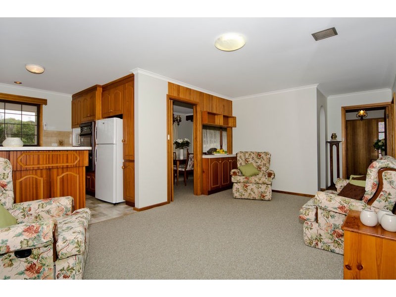 8 Hunter Road, Christies Beach SA 5165