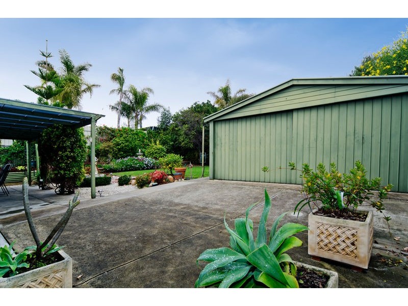 8 Hunter Road, Christies Beach SA 5165