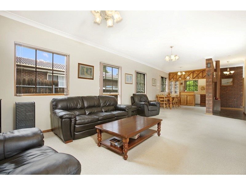 8 Lulworth Place, Flagstaff Hill SA 5159