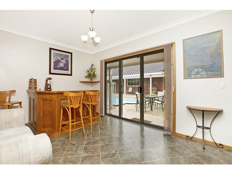 8 Lulworth Place, Flagstaff Hill SA 5159