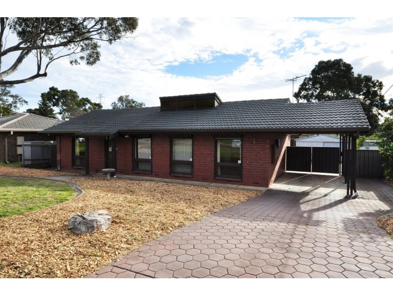 16 Medina Street, Aberfoyle Park SA 5159