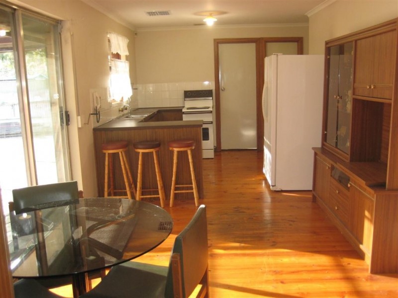 16 Medina Street, Aberfoyle Park SA 5159