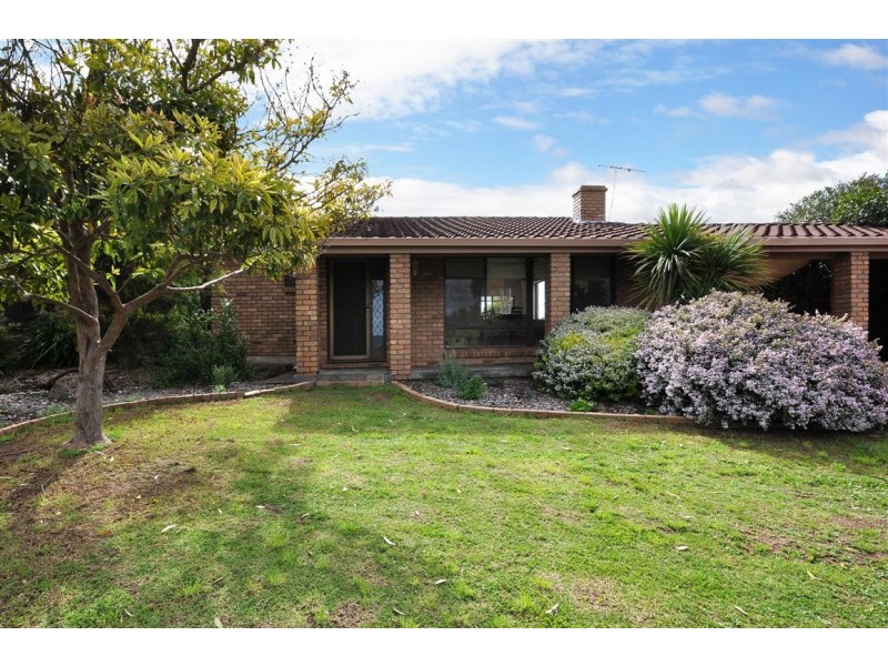 8 Mark Court, O’halloran Hill SA 5158