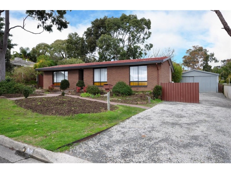 32 Woodhall Drive, Happy Valley SA 5159