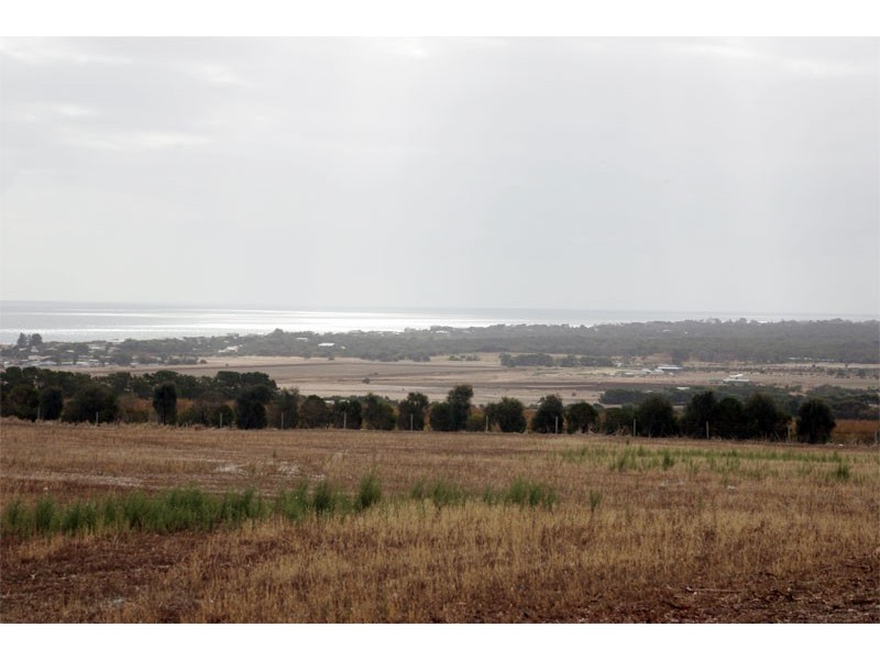 18 Dundee Street, Sellicks Beach SA 5174