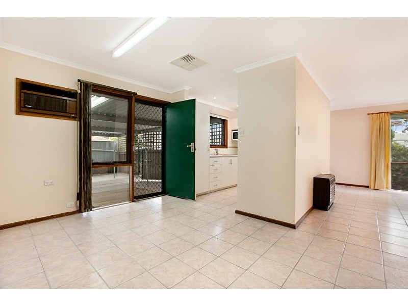27 Workara Terrace, Morphett Vale SA 5162