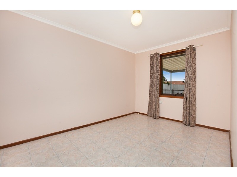 27 Workara Terrace, Morphett Vale SA 5162