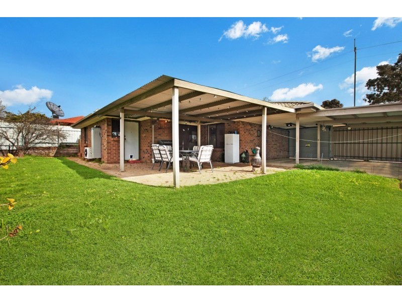 29 Banks Road, Woodcroft SA 5162
