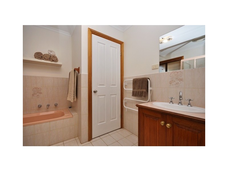 6 Brookhaven Court, Aberfoyle Park SA 5159