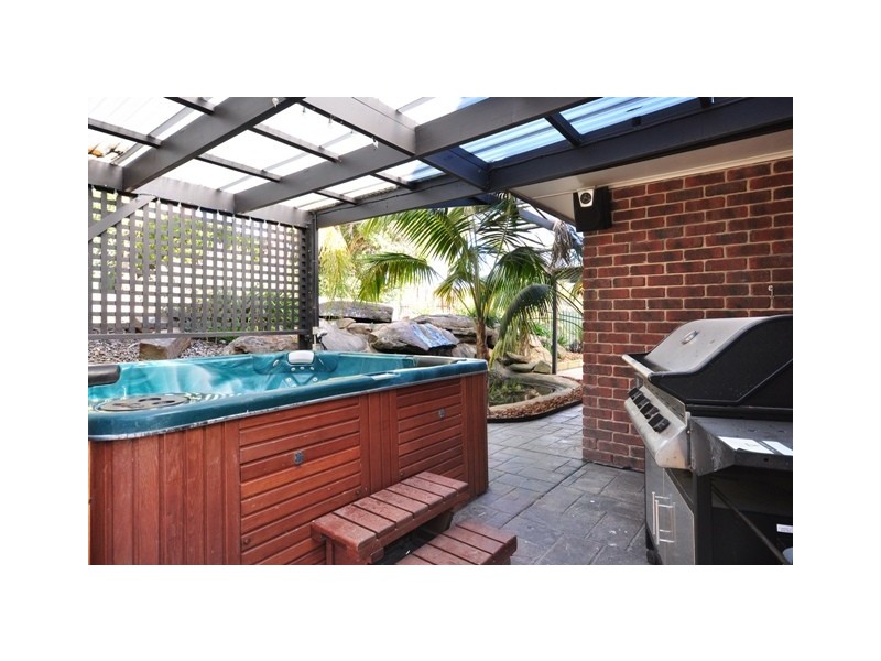 6 Brookhaven Court, Aberfoyle Park SA 5159