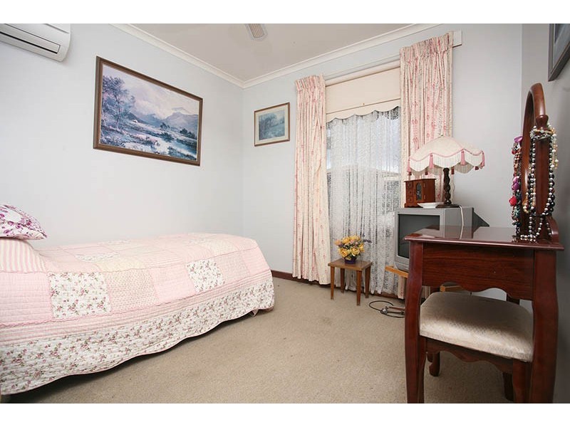 4 Serica Street, Hallett Cove SA 5158