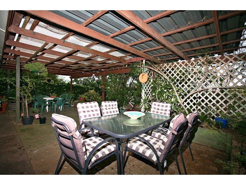 4 Serica Street, Hallett Cove SA 5158