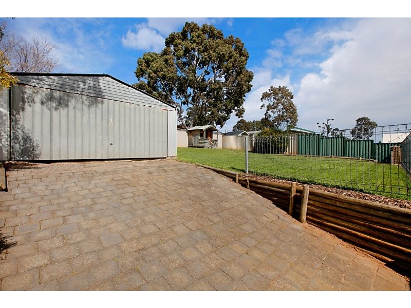 38 Leonard Road, Morphett Vale SA 5162