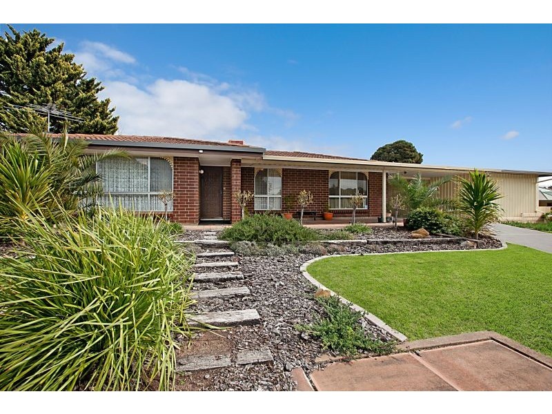 27 Larrimah Road, Morphett Vale SA 5162
