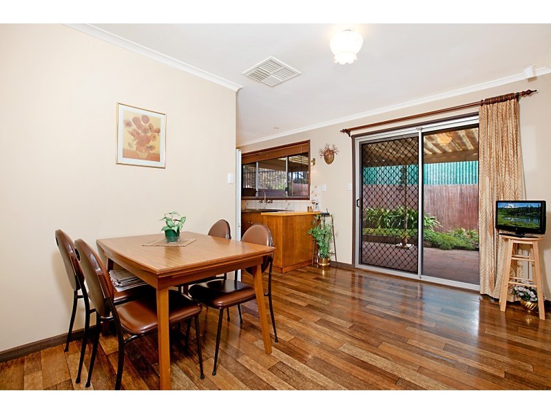 27 Larrimah Road, Morphett Vale SA 5162