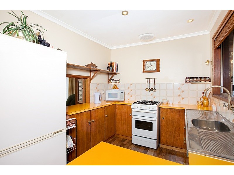 27 Larrimah Road, Morphett Vale SA 5162