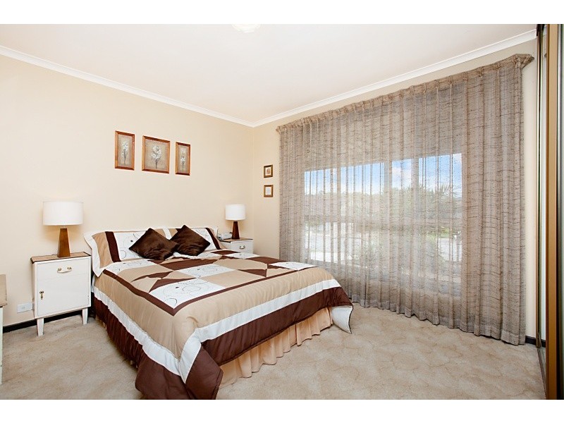 27 Larrimah Road, Morphett Vale SA 5162