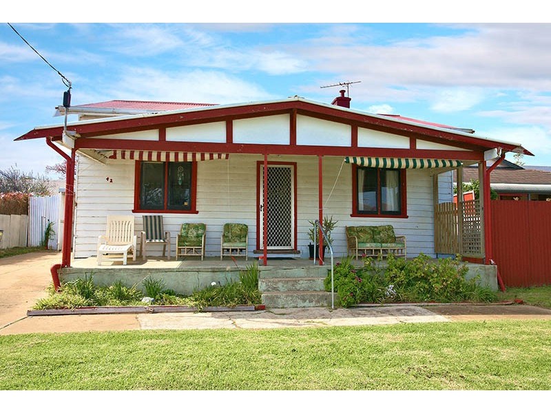 42 Clement Terrace, Christies Beach SA 5165