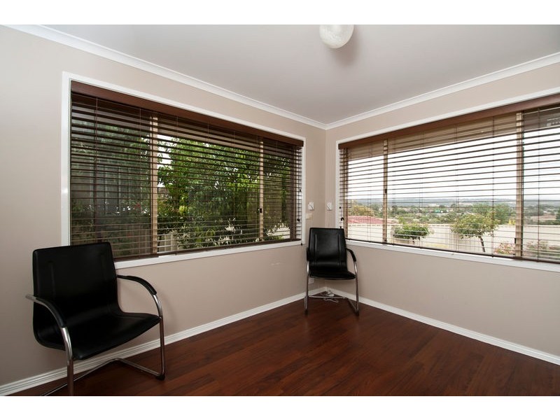 5 Spode Court, Trott Park SA 5158