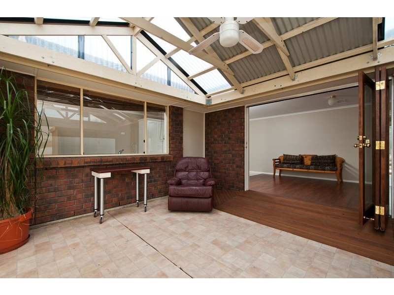 5 Spode Court, Trott Park SA 5158