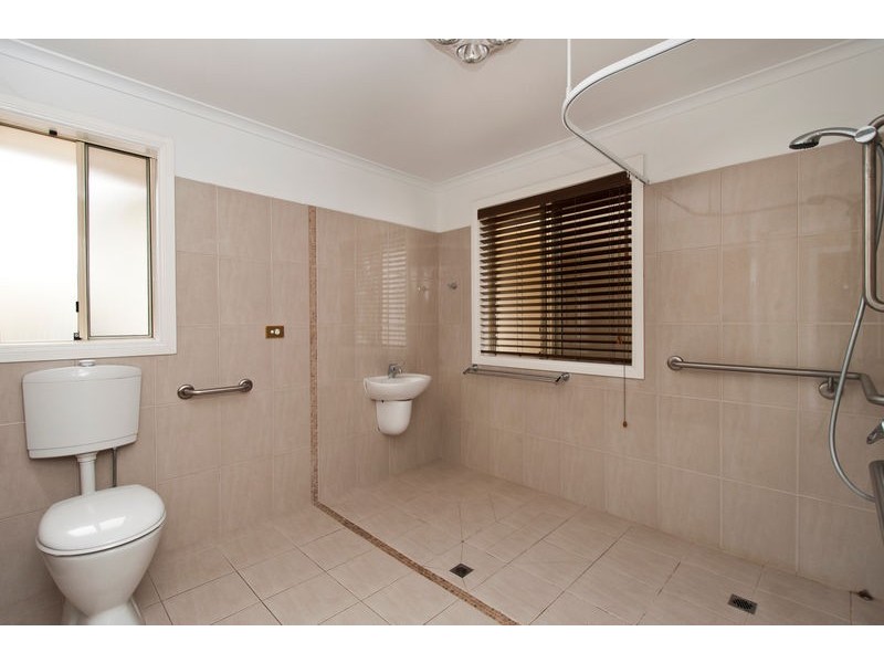 5 Spode Court, Trott Park SA 5158