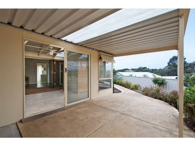 5 Spode Court, Trott Park SA 5158