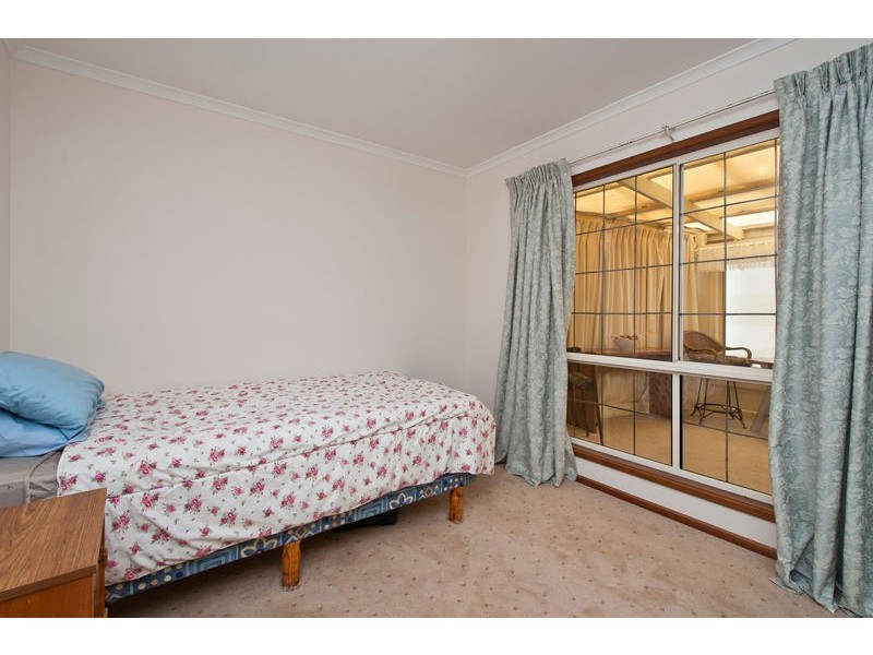 5 Spode Court, Trott Park SA 5158
