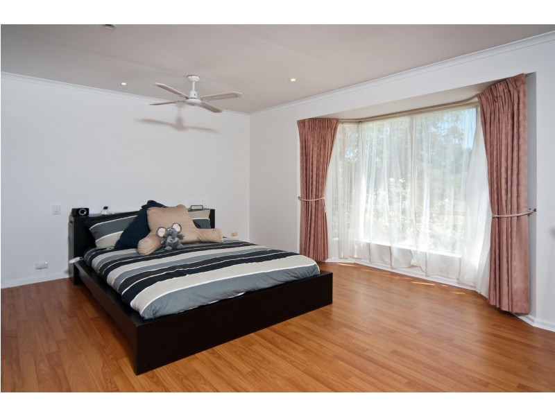 91 Daveys Road, Flagstaff Hill SA 5159