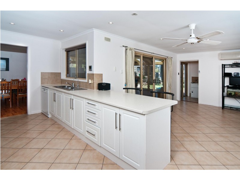 91 Daveys Road, Flagstaff Hill SA 5159