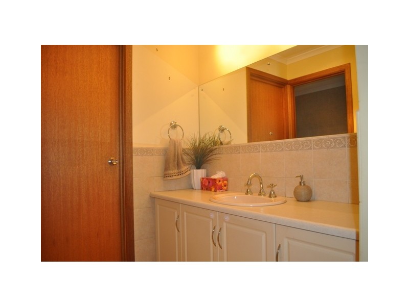 18 Thorne Street, Paralowie SA 5108