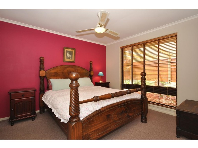 23 Haven Road, Aberfoyle Park SA 5159