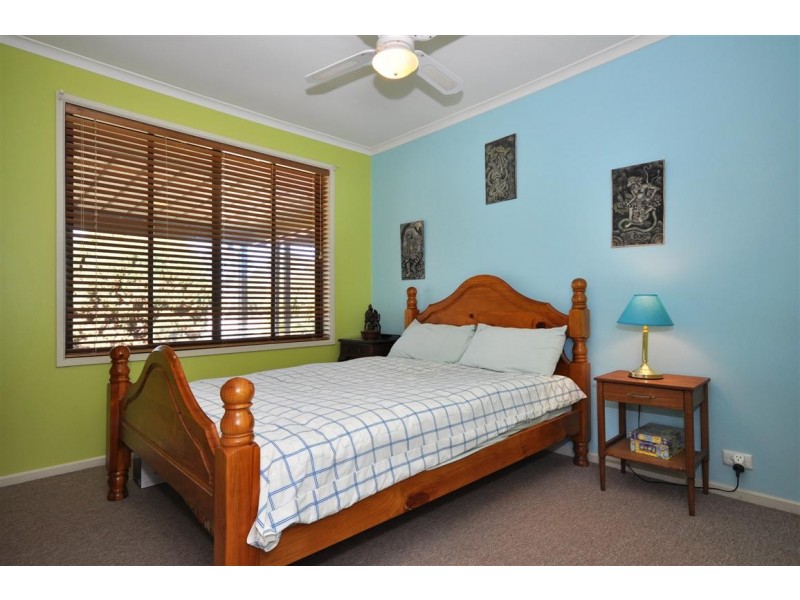 23 Haven Road, Aberfoyle Park SA 5159