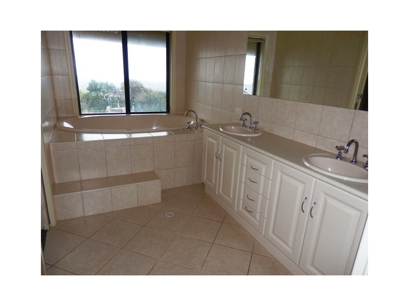 83 Mitchell Road, Chandlers Hill SA 5159