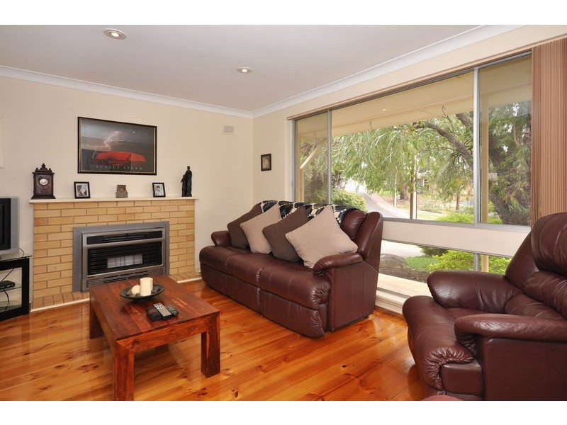 36 McClure Avenue, Reynella East SA 5161