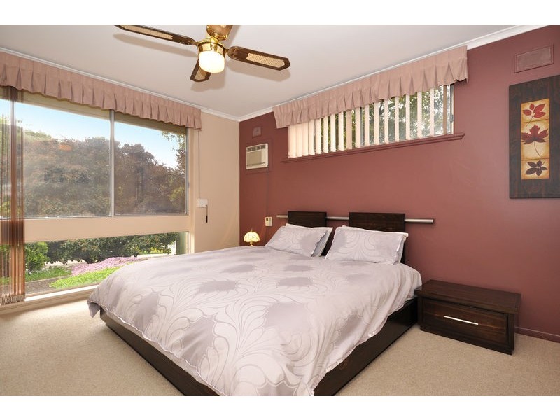 36 McClure Avenue, Reynella East SA 5161