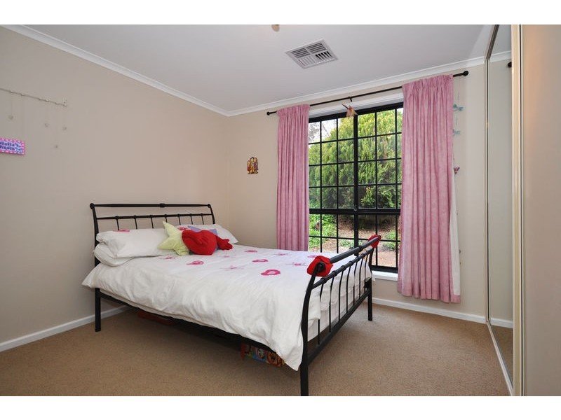 12 Arbell Crescent, Flagstaff Hill SA 5159