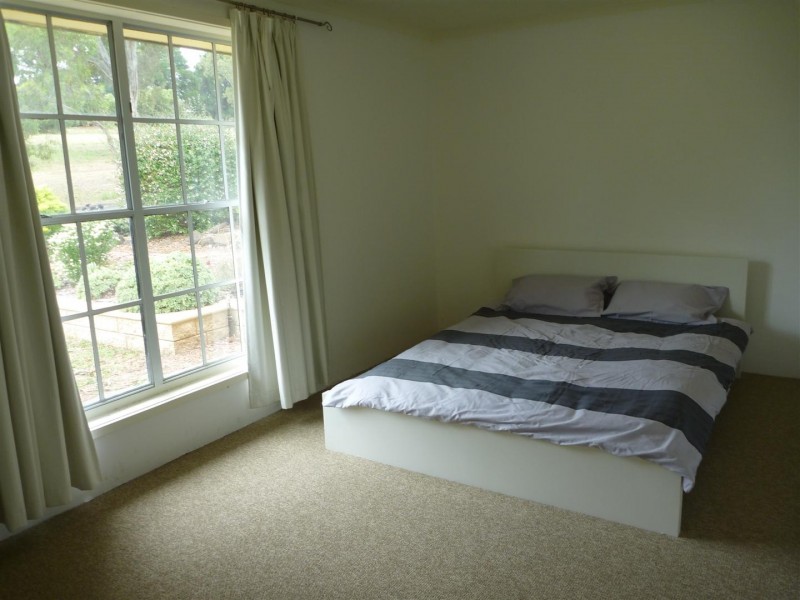 10 Roxanne Avenue, Aberfoyle Park SA 5159