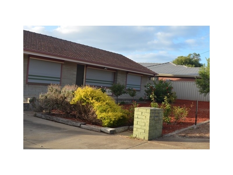 35 McKinna Road, Christie Downs SA 5164