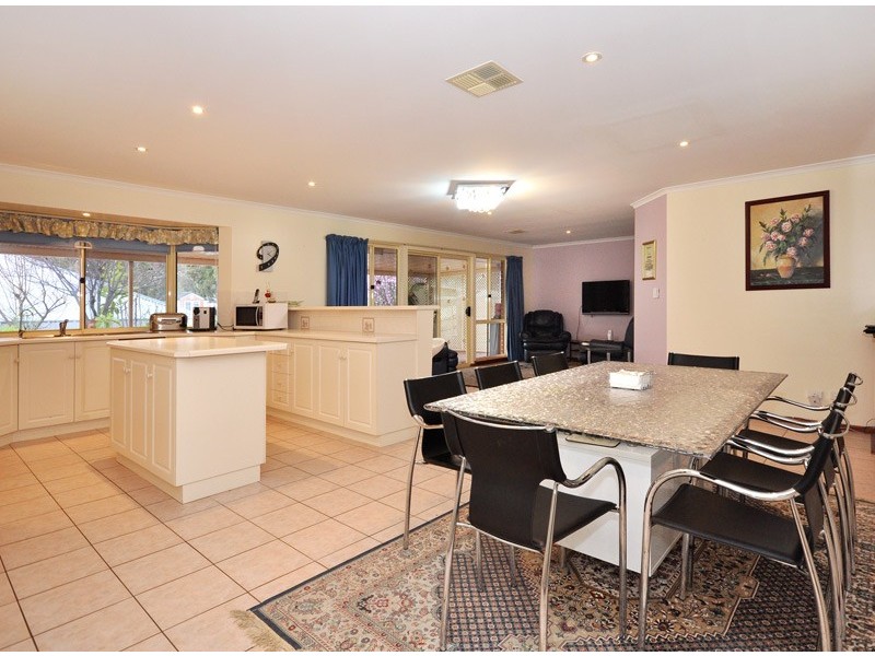 8 Jordan Court, Aberfoyle Park SA 5159