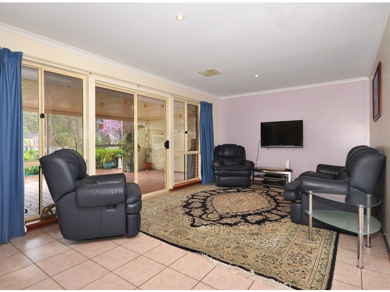 8 Jordan Court, Aberfoyle Park SA 5159