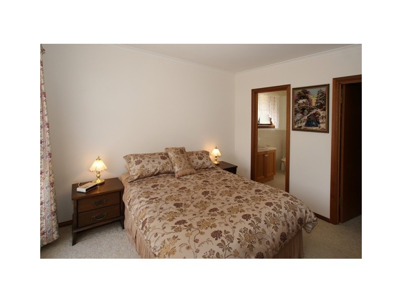 204 Chandlers Hill Road, Happy Valley SA 5159