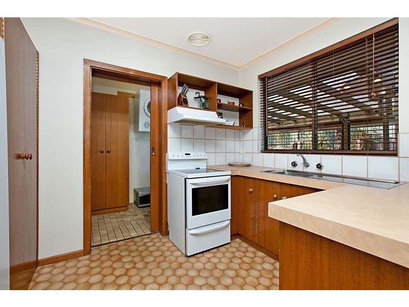 27 Hay Street, Happy Valley SA 5159