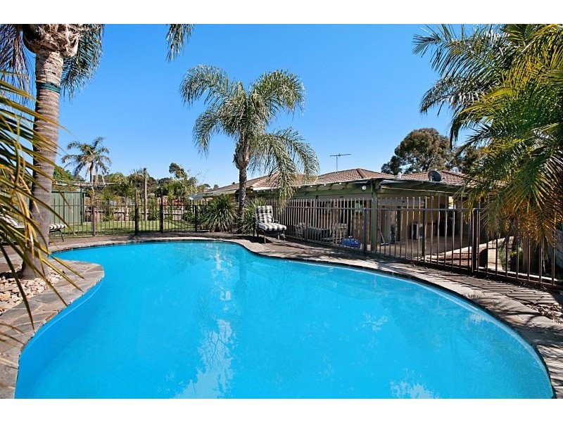 27 Hay Street, Happy Valley SA 5159