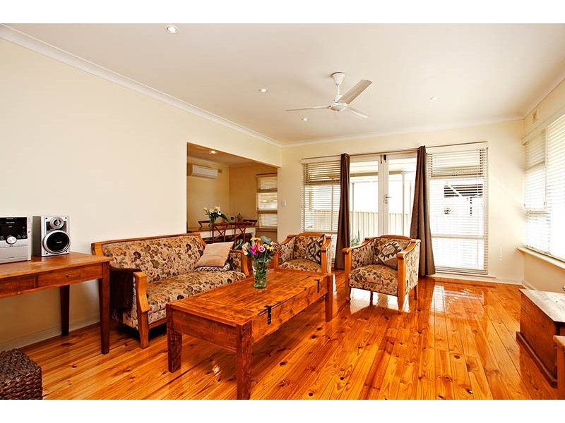 39 Second Avenue, Moana SA 5169