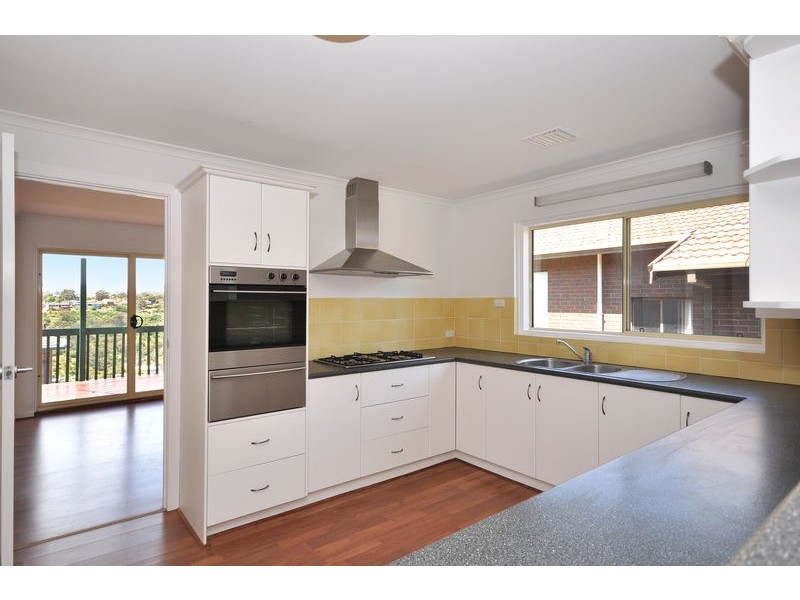 21 Bellavista Road, Flagstaff Hill SA 5159