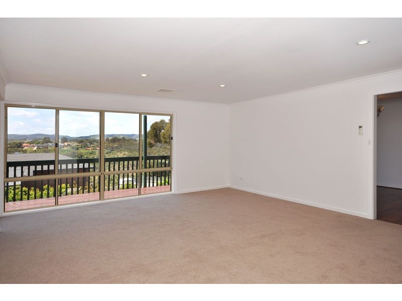 21 Bellavista Road, Flagstaff Hill SA 5159