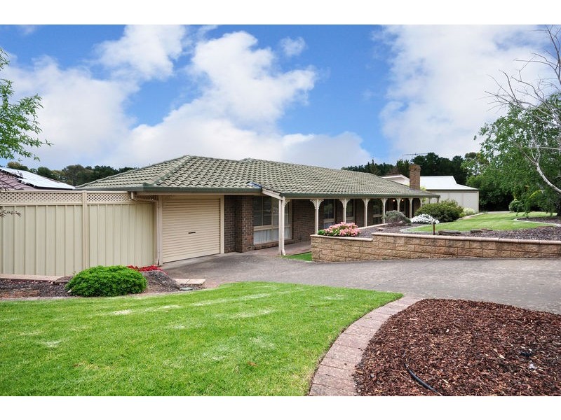 24 Scarvell Ave, Trott Park SA 5158