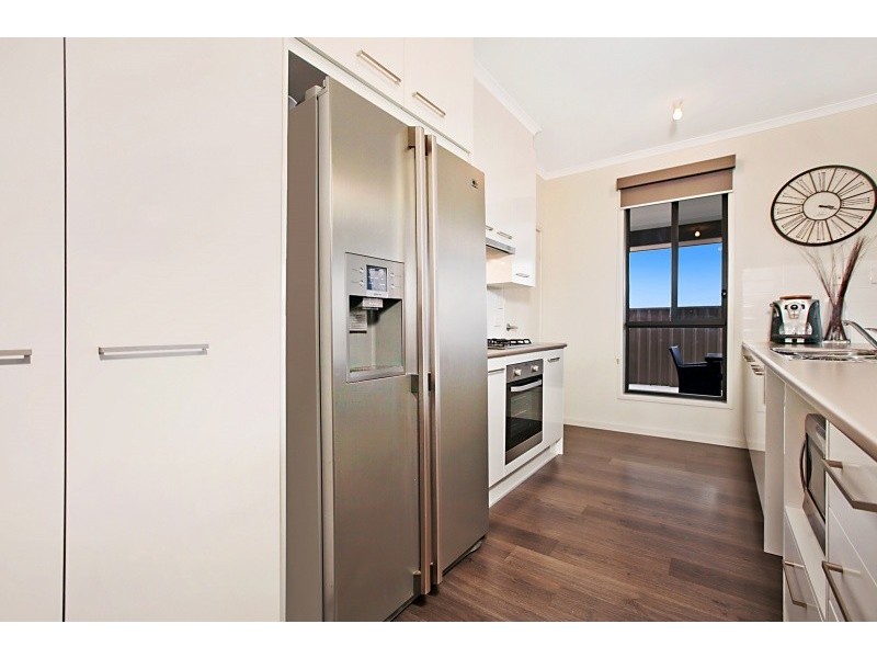 32 Esperance Boulevard, Seaford Rise SA 5169